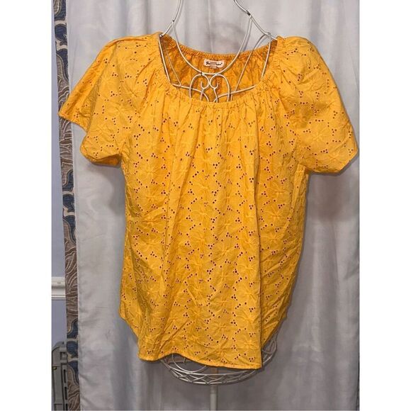 BEAUTIFUL Grand & Greene YELLOW Eyelet Cotton Blouse  Peasant Size small GREAT C - Picture 1 of 5